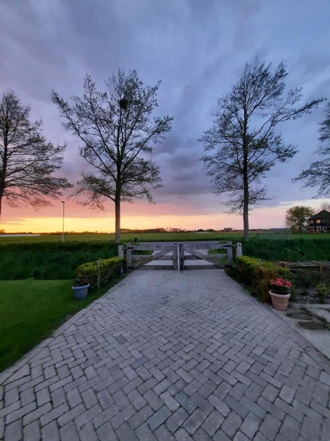 Villa De Heerlijkheid Hensbroek Exterior foto